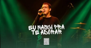 Ricardo Biglu lança a canção autoral “Eu Nasci Pra Te Adorar”