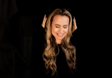 Anayle Sullivan lança “Grandes Coisas”, canção de fé que atravessa gerações Anayle Sullivan lança “Grandes Coisas”, canção de fé que atravessa gerações