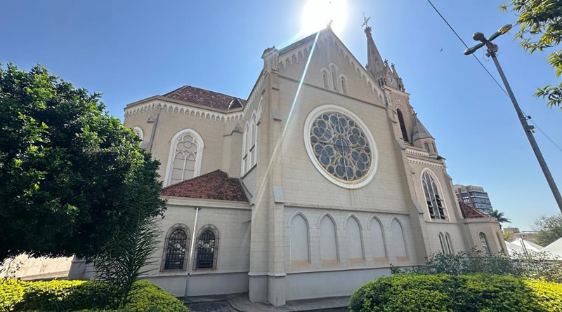 Catedral de Jaú é patrimônio de fé, arte e memória no coração da cidade