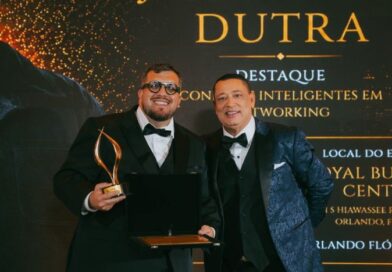 João Paulo Dutra, o JP, foi homenageado no Prêmio Networking Empresarial Nacional e Internacional, em Orlando. João Paulo Dutra, o JP, foi homenageado no Prêmio Networking Empresarial Nacional e Internacional, em Orlando.
