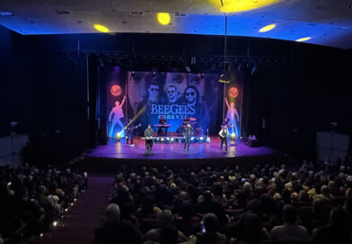 BEE GEES FOREVER LEVA CLÁSSICOS DOS BEE GEES AO TEATRO MUNICIPAL DE CERQUILHO